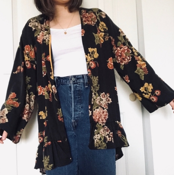 Zara Tops - Zara Basic Outerwear Floral ruffle Kimono